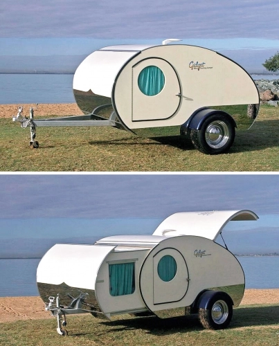 Dzięki opatentowanemu systemowi przestrzeń wewnętrzną przyczepy na postoju można zdecydowanie powiększyć - zdjęcie 3